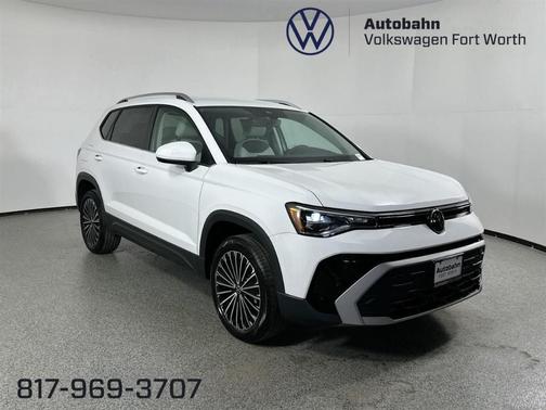 2025 Volkswagen Taos 1.5T SE