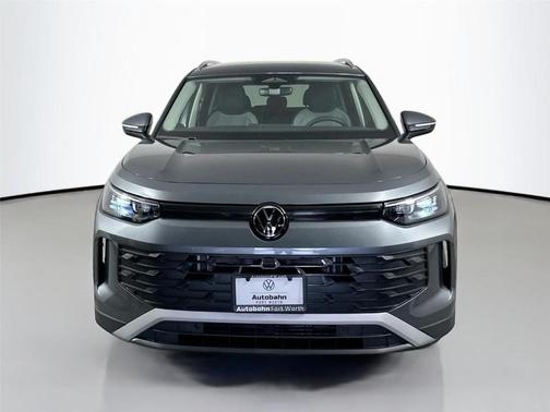 Platinum Gray Metallic 2025 Volkswagen Tiguan 2.0T S