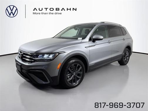 Pyrite Silver Metallic 2022 Volkswagen Tiguan 2.0T SE