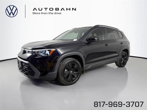 2025 Volkswagen Taos 1.5T SE Black