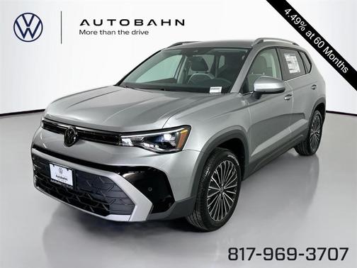 Pyrite Silver Metallic 2025 Volkswagen Taos 1.5T SE