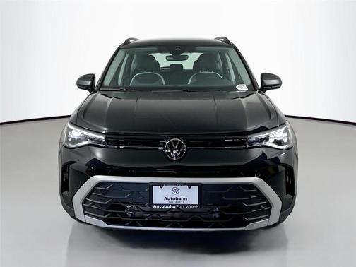Deep Black Pearl Effect 2025 Volkswagen Taos 1.5T S