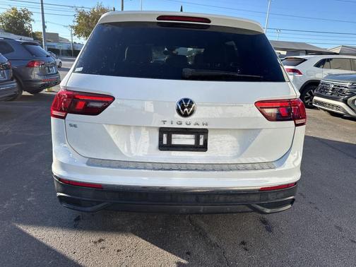 2022 Volkswagen Tiguan 2.0T SE