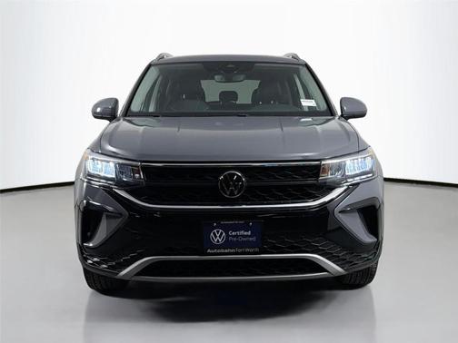 Pure Gray 2023 Volkswagen Taos 1.5T SE