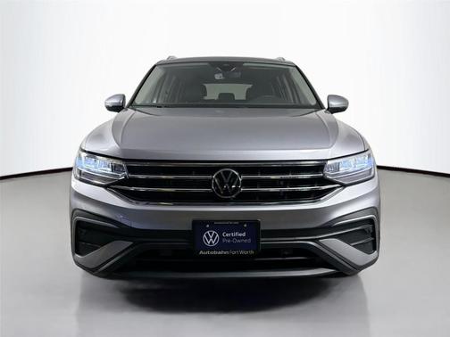 Pyrite Silver Metallic 2023 Volkswagen Tiguan 2.0T SE