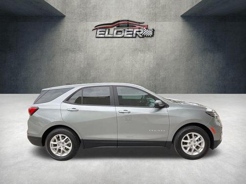 Sterling Gray Metallic 2023 Chevrolet Equinox LS