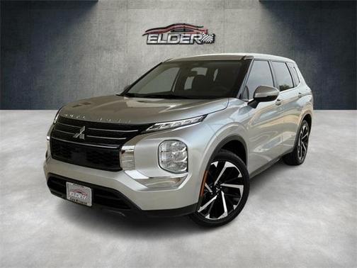 2022 Mitsubishi Outlander ES