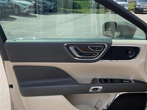 2019 Lincoln Continental Reserve