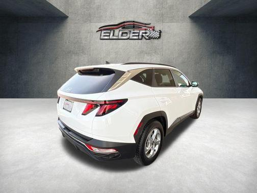 White Pearl 2024 Hyundai TUCSON SEL