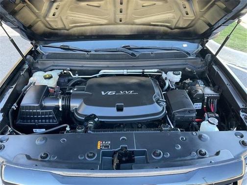 2022 GMC Canyon Elevation Standard