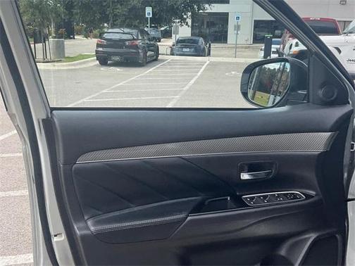 2022 Mitsubishi Outlander PHEV SEL