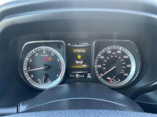 2017 Nissan Titan SV