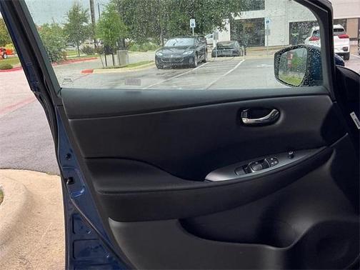2023 Nissan Leaf S