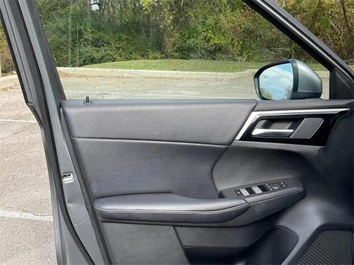 2024 Mitsubishi Outlander SE Black Edition