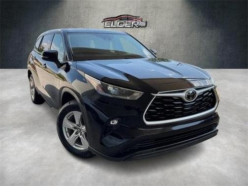 2021 Toyota Highlander LE