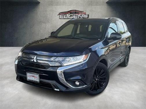 2020 Mitsubishi Outlander LE