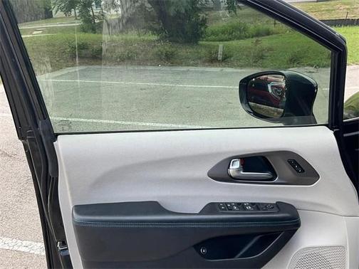 2021 Chrysler Pacifica Hybrid Touring L