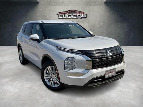 2024 Mitsubishi Outlander ES