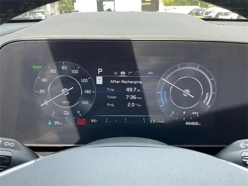 2023 Kia Niro EV Wind
