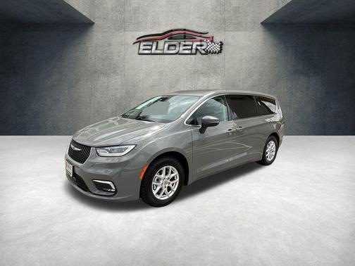 Ceramic Gray Clearcoat 2023 Chrysler Pacifica Touring-L