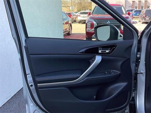 2025 Mitsubishi Eclipse Cross SE
