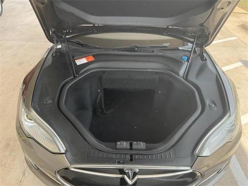 2016 Tesla Model S 85