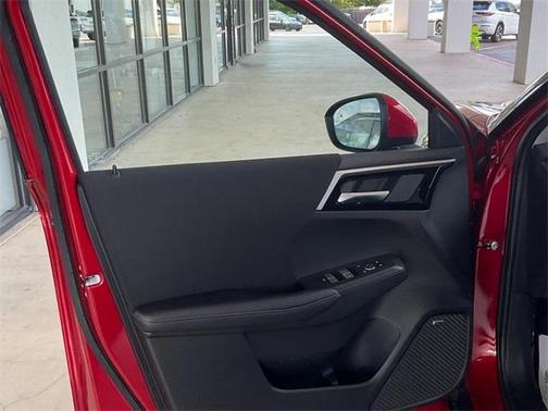 2025 Mitsubishi Outlander ES