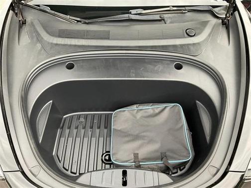2022 Tesla Model 3 Base