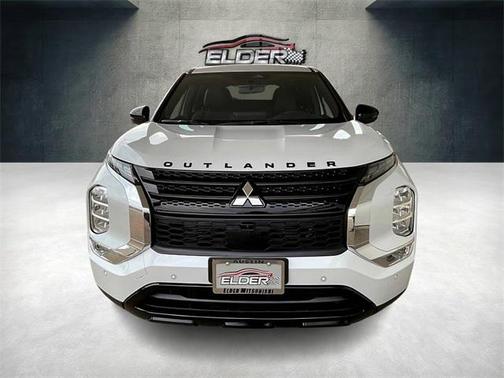 2024 Mitsubishi Outlander SE Black Edition