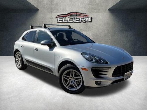 2017 Porsche Macan Base