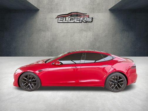 Red Multi 2022 Tesla Model S Plaid