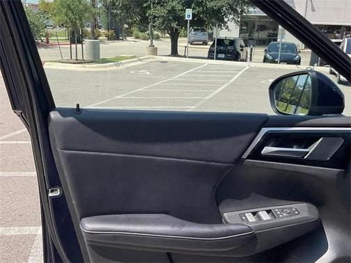2023 Mitsubishi Outlander PHEV SE