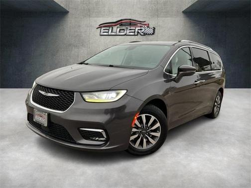 2021 Chrysler Pacifica Touring-L