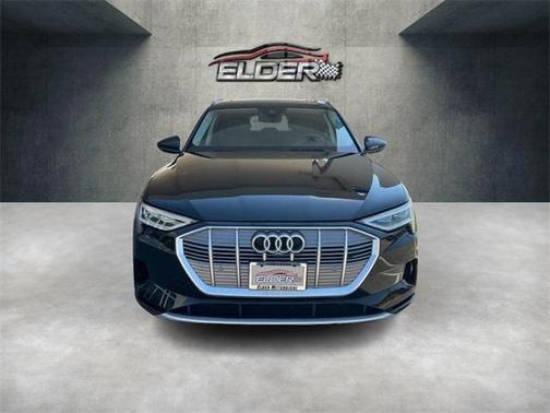 2019 Audi e-tron Prestige