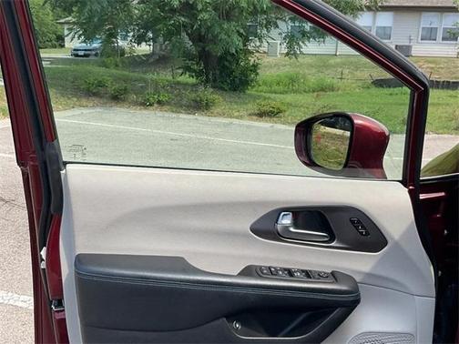 2021 Chrysler Pacifica Hybrid Touring L