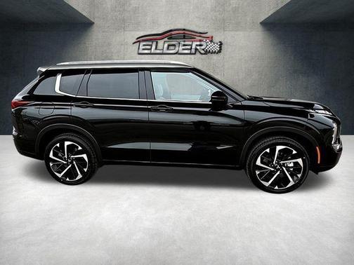 2024 Mitsubishi Outlander SEL Platinum Edition