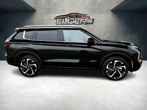 2024 Mitsubishi Outlander SEL Platinum Edition