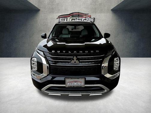 2024 Mitsubishi Outlander SEL Platinum Edition