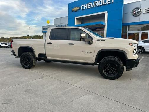 2026 Chevrolet Silverado 2500 ZR2