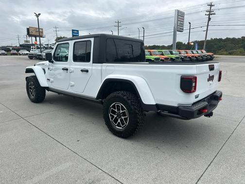 2025 Jeep Gladiator Rubicon