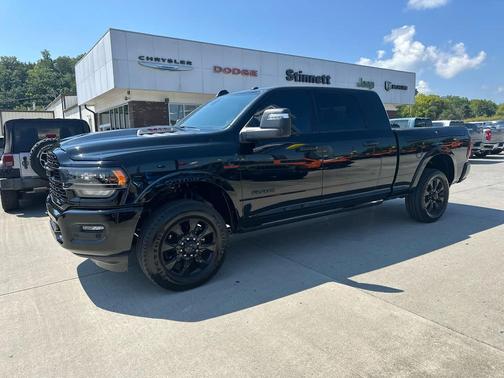 2024 RAM 3500 Limited Mega Cab 4x4 6'4' Box