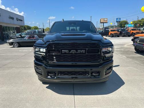 2024 RAM 3500 Limited Mega Cab 4x4 6'4' Box