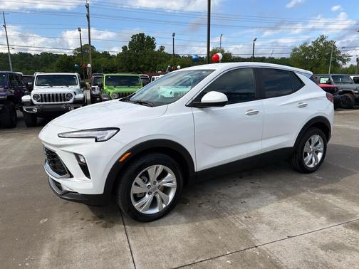 Summit White 2025 Buick Encore GX Preferred