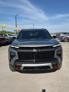 Sterling Gray Metallic 2026 Chevrolet Traverse AWD Z71