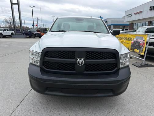 Bright White Clearcoat 2022 RAM 1500 Tradesman