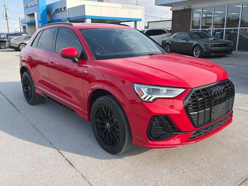 2023 Audi Q3 Premium 45 TFSI S line quattro Tiptronic