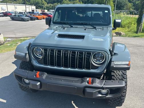 2025 Jeep Gladiator Mojave X