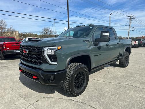 2026 Chevrolet Silverado 2500 Crew Cab, Standard Bed, XR2, 4WD