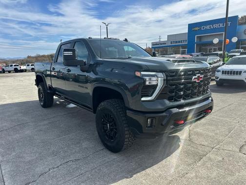 2026 Chevrolet Silverado 2500 Crew Cab, Standard Bed, XR2, 4WD
