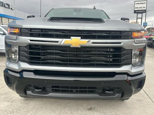 2026 Chevrolet Silverado 2500 Custom